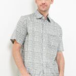 Kemeja Lengan Pendek Pierre Cardin Rough Highland Print -  Green Smart Casual Look